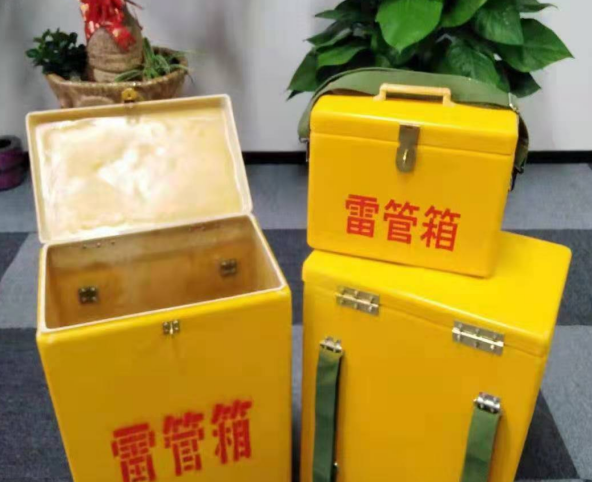巴州玻璃钢雷管箱有哪些特点